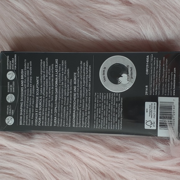 Brand New Tweezerman Brow Shaping Scissors & Brush - Picture 2 of 2